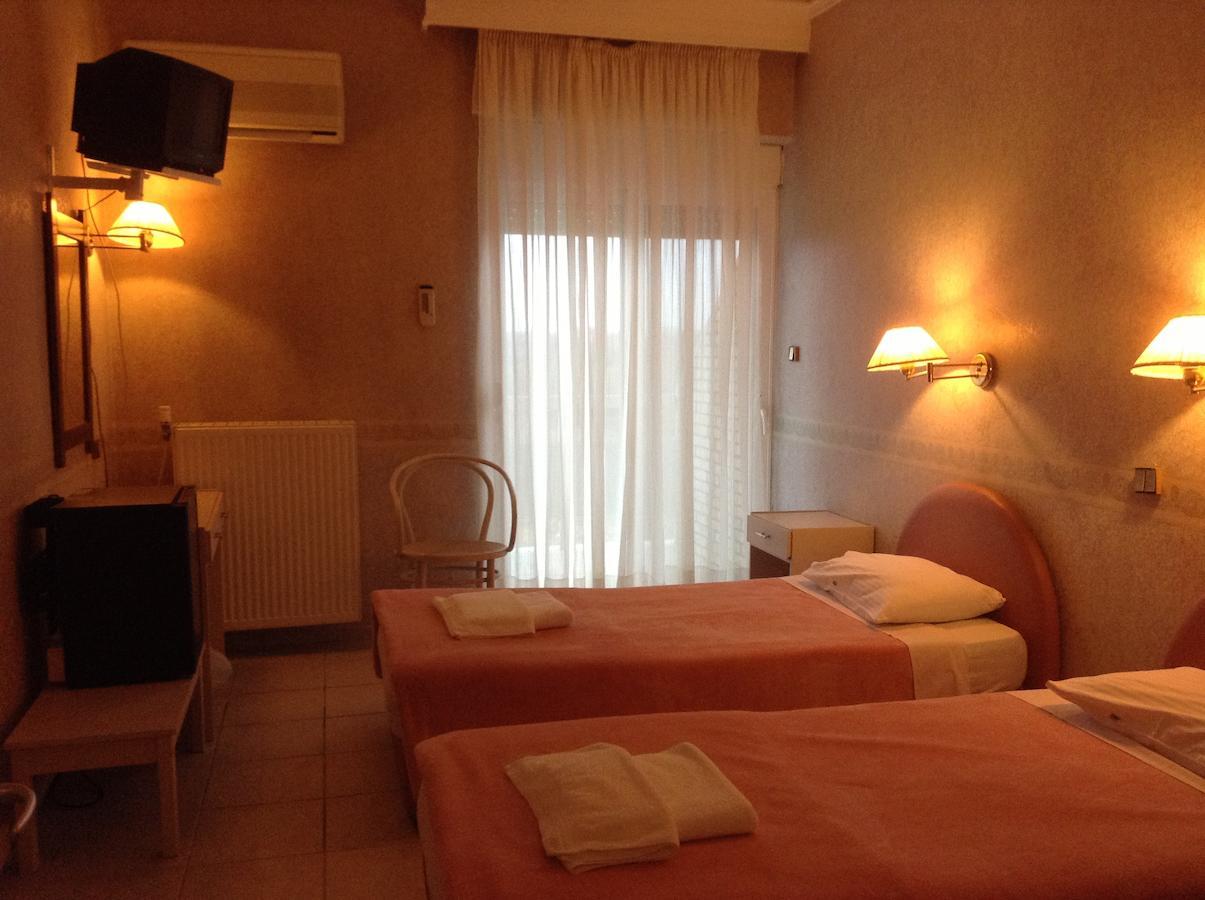 Plotini Hotel Dhidhimotikhon 客房 照片
