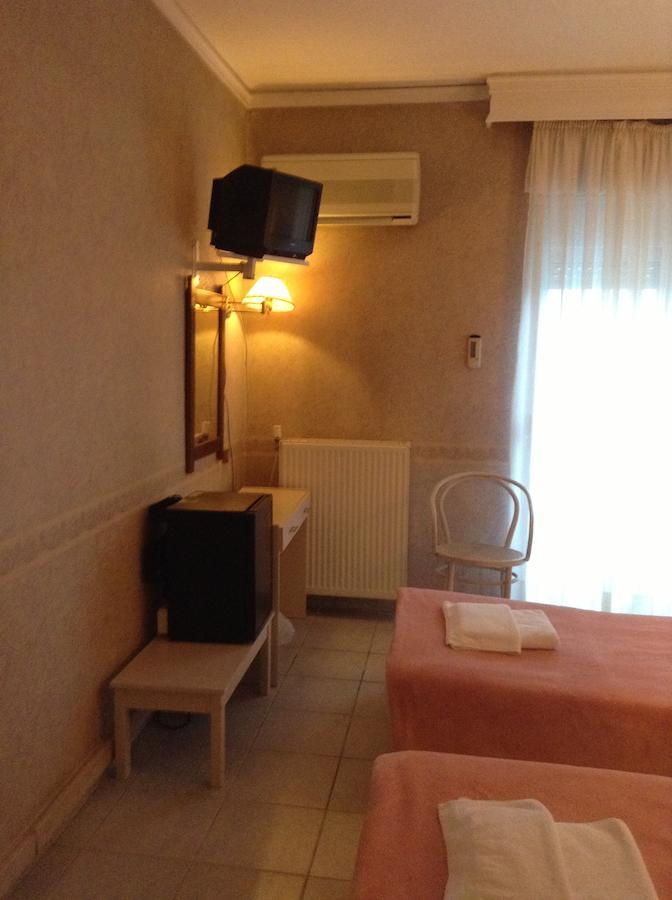 Plotini Hotel Dhidhimotikhon 客房 照片