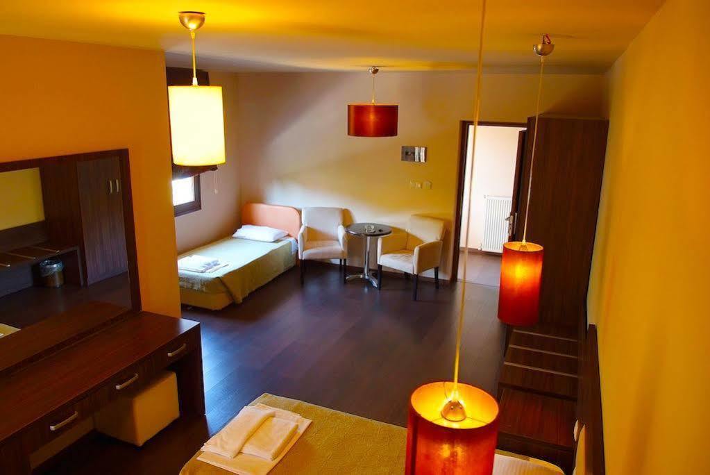 Plotini Hotel Dhidhimotikhon 外观 照片